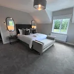 Modern Сasa de vacaciones