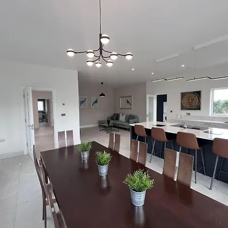 Modern * דונבוין
