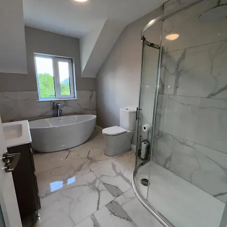 Modern * דונבוין