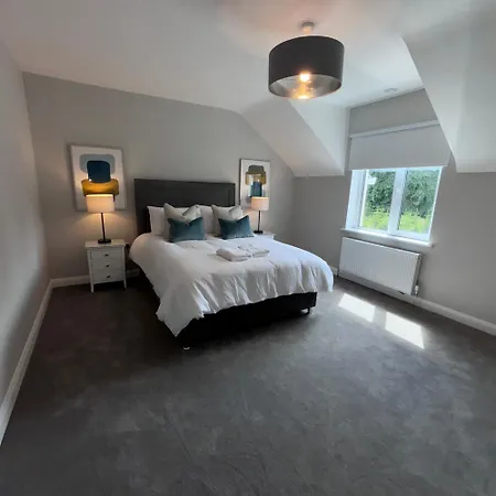 בית נופש Modern דונבוין