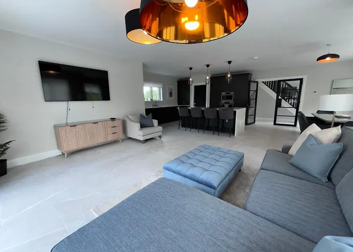 Modern * Dunboyne