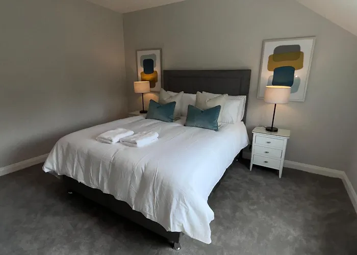 Modern * Dunboyne